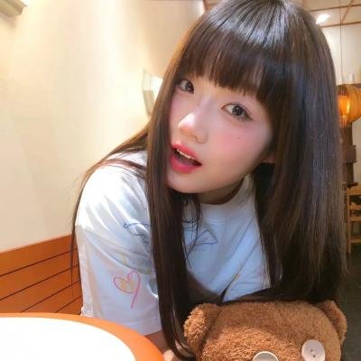 圈子里的男孩